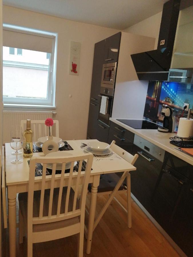 Apartment Tesla เวียนนา ภายนอก รูปภาพ